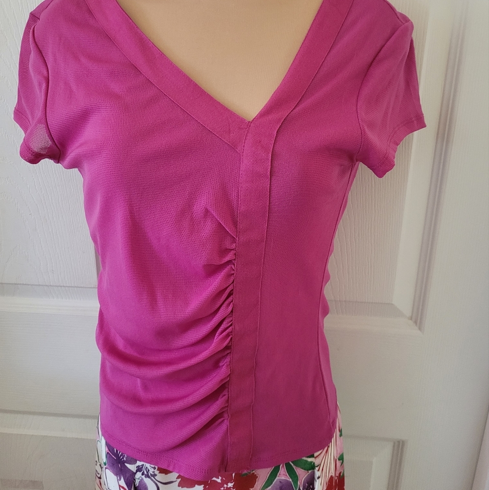 Short sleeve top